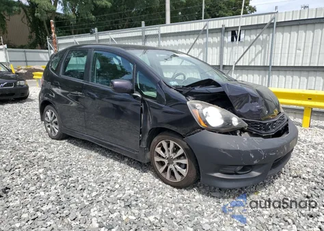 2013 Honda Fit Sport z USA, uszkodzony, nr VIN JHMGE8H5XDC043309